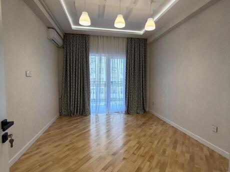 3-комн. новостройка - м. Ази Асланов - 106 м²