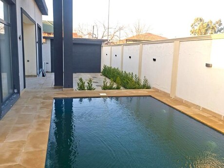4 otaqlı həyət evi/bağ evi - Mərdəkan q. - 150 m²