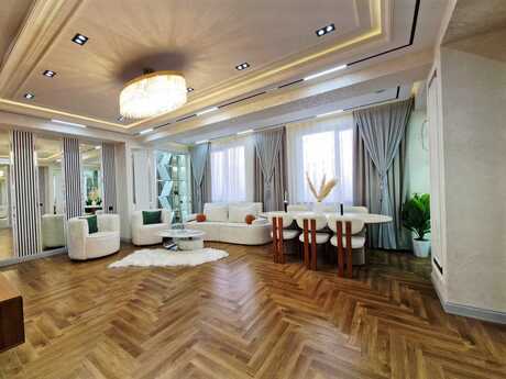 Elan №6032277 - Bakı, Qara Qarayev m., 4 otaqlı, 186 m², 13/17 mərtəbə