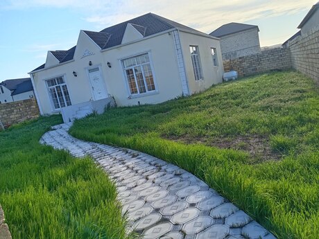 4 otaqlı həyət evi/bağ evi - Görədil q. - 144 m²