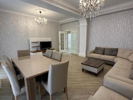 3 otaqlı yeni tikili - Şah İsmayıl Xətai m. - 137 m²