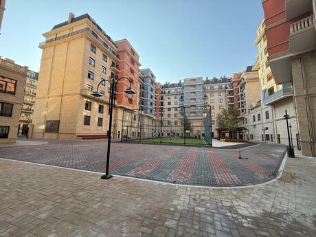 3 otaqlı mənzil, 149 m², Ağ şəhər: 679 000 ₼ 5