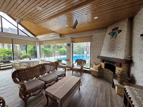 4 otaqlı həyət evi/bağ evi - Sabunçu r. - 200 m²