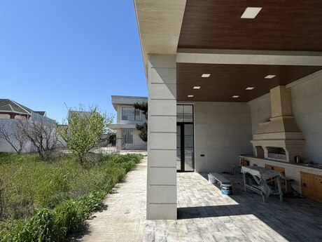 7 otaqlı həyət evi/bağ evi - Mərdəkan q. - 260 m²