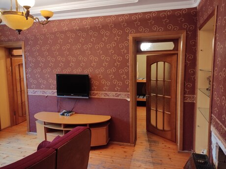 3 otaqlı həyət evi/bağ evi - Əhmədli q. - 60 m²