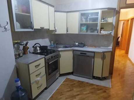 4 otaqlı köhnə tikili - Nəsimi m. - 100 m²