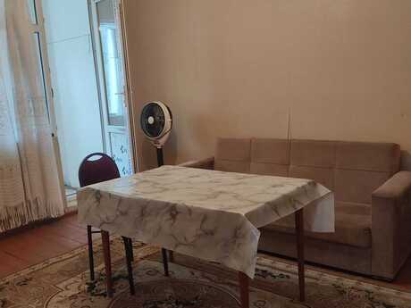 Elan №6032782 - Bakı, Memar Əcəmi m., 2 otaqlı, 60 m², 2/5 mərtəbə