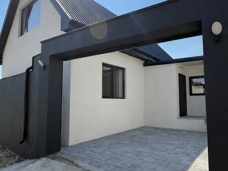 3 otaqlı həyət evi/bağ evi - Novxanı q. - 110 m²