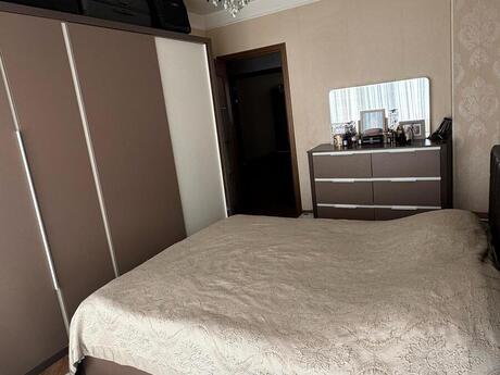 3 otaqlı köhnə tikili - 28 May m. - 95 m²