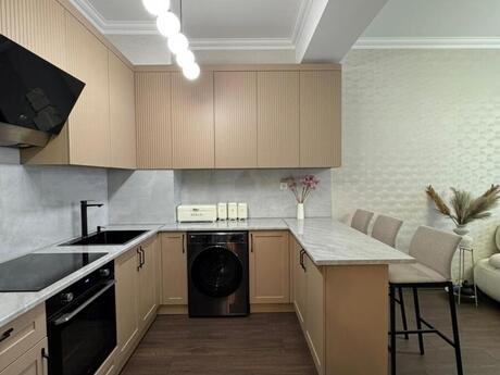 3 otaqlı yeni tikili - 20 Yanvar m. - 80 m²