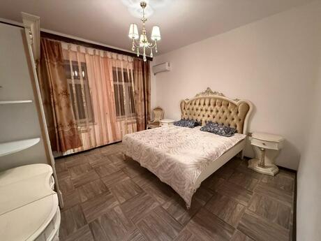 4 otaqlı həyət evi/bağ evi - Şağan q. - 150 m²