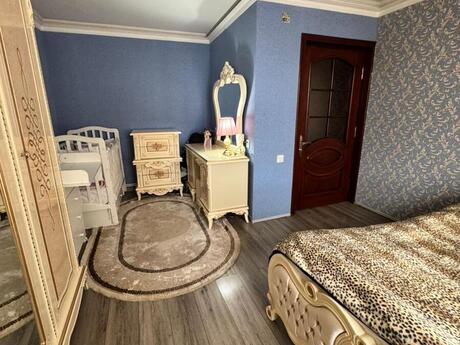 2 otaqlı köhnə tikili - 28 May m. - 61 m²