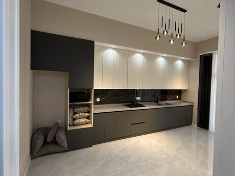 4 otaqlı həyət evi/bağ evi - Şüvəlan q. - 170 m²