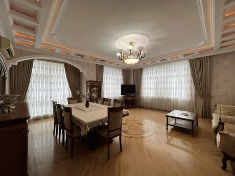 4 otaqlı yeni tikili - Elmlər Akademiyası m. - 185 m²