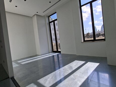 Объявление №6033436 - Баку, м. Сахил, 3-комн., 680 м²