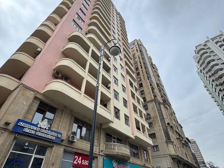 4 otaqlı yeni tikili - 28 May m. - 215 m²