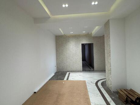 4 otaqlı yeni tikili - 28 May m. - 215 m²
