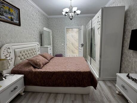 2 otaqlı köhnə tikili - Azadlıq Prospekti m. - 63 m²