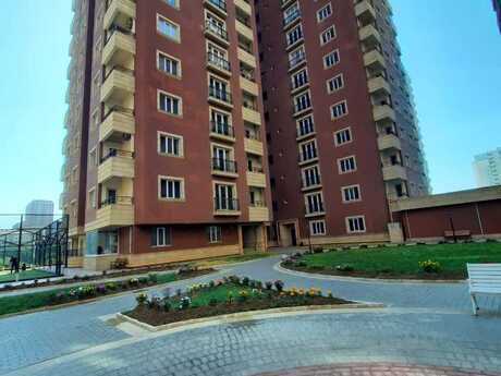 4 otaqlı yeni tikili - 28 May m. - 178 m²