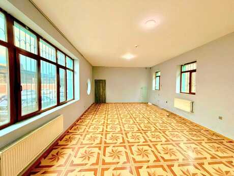 Obyekt - Dərnəgül m. - 240 m²