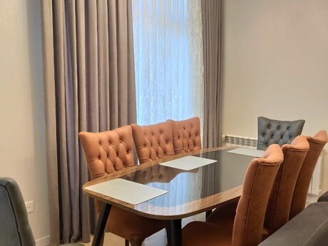 Kirayə 3 otaqlı mənzil, 170 m², Elmlər Akademiyası: 2 500 ₼/ay 2
