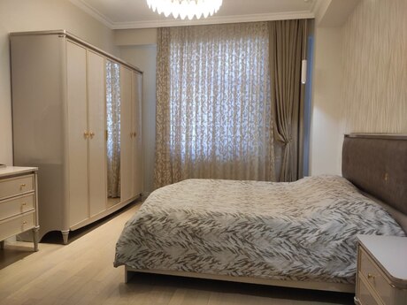 3 otaqlı yeni tikili - Elmlər Akademiyası m. - 170 m²