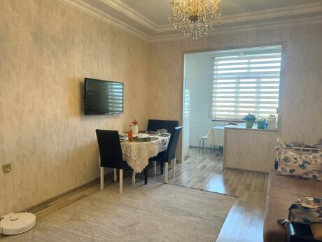 Объявление №6033687 - Баку, пос. Бакиханова, 2-комн., 60 м², 7/12 этаж
