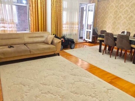 5 otaqlı köhnə tikili - Binəqədi r. - 125 m²