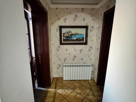 2 otaqlı köhnə tikili - 28 May m. - 61 m²