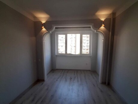 3 otaqlı köhnə tikili - Yeni Günəşli q. - 75 m²