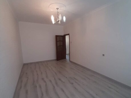 3 otaqlı köhnə tikili - Yeni Günəşli q. - 75 m²