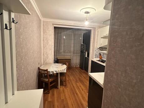 2 otaqlı köhnə tikili - Azadlıq Prospekti m. - 65 m²