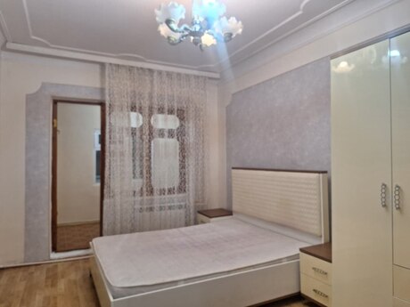 3 otaqlı köhnə tikili - Azadlıq Prospekti m. - 110 m²