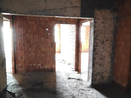 2 otaqlı yeni tikili - Bakıxanov q. - 79 m²