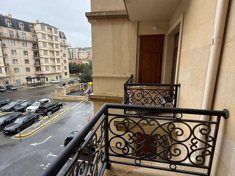 3 otaqlı yeni tikili - Xətai r. - 100 m²