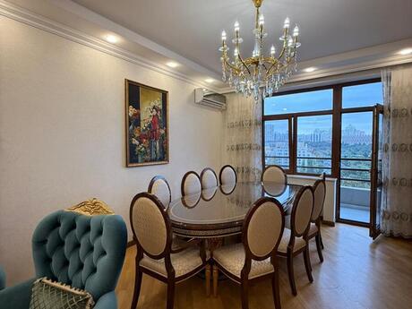 3-комн. новостройка - м. Низами - 105.5 м²