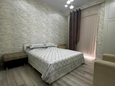 4 otaqlı yeni tikili - Ağ şəhər q. - 170 m²
