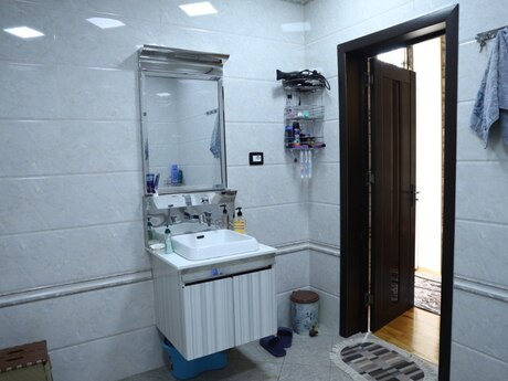 House with Garden, Villa For Sale