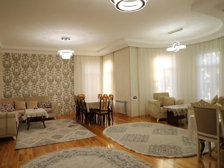 5 otaqlı həyət evi/bağ evi - Buzovna q. - 210 m²