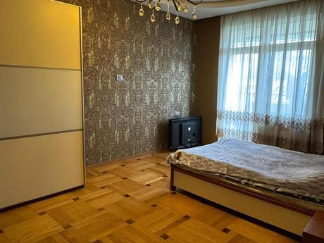 3 otaqlı köhnə tikili - Nizami m. - 80 m²