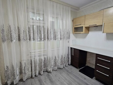 3 otaqlı köhnə tikili - Əhmədli m. - 80 m²