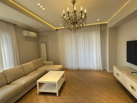 3-комн. новостройка - м. Шах Исмаил Хатаи - 124 м²