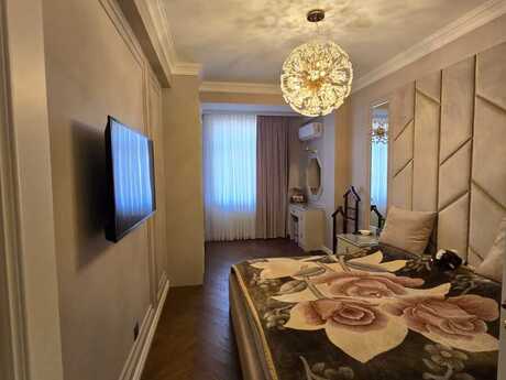 4 otaqlı yeni tikili - Qara Qarayev m. - 140 m²