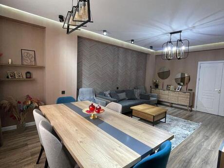 3 otaqlı yeni tikili - Suraxanı r. - 131 m²