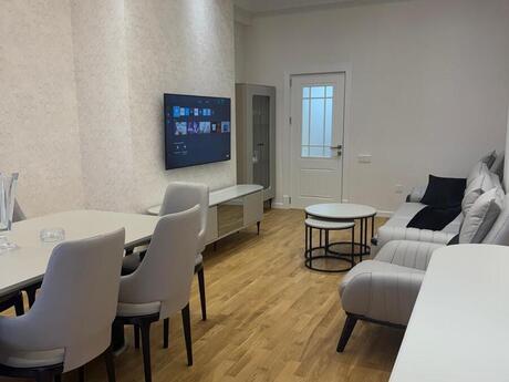 3 otaqlı yeni tikili - Şah İsmayıl Xətai m. - 130 m²