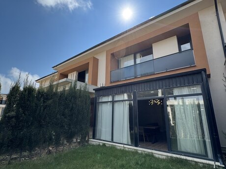 3 otaqlı həyət evi/bağ evi - Yasamal r. - 140 m²