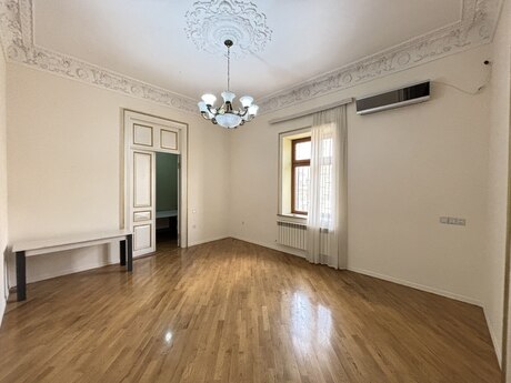 Obyekt - Nizami m. - 37 m²