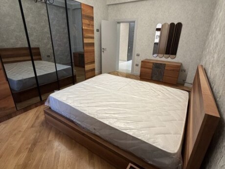 3-комн. новостройка - Сураханский  р. - 105 м²