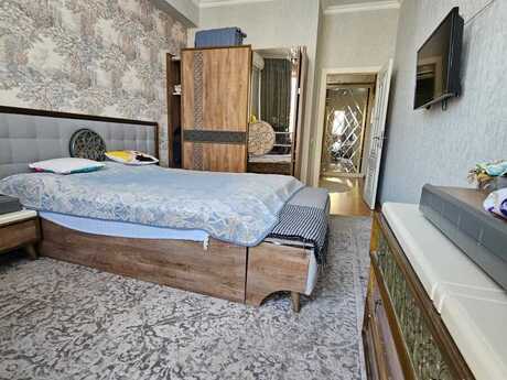 4 otaqlı yeni tikili - İnşaatçılar m. - 167 m²