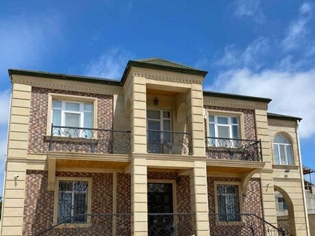 7 otaqlı həyət evi/bağ evi - Türkan q. - 280 m²